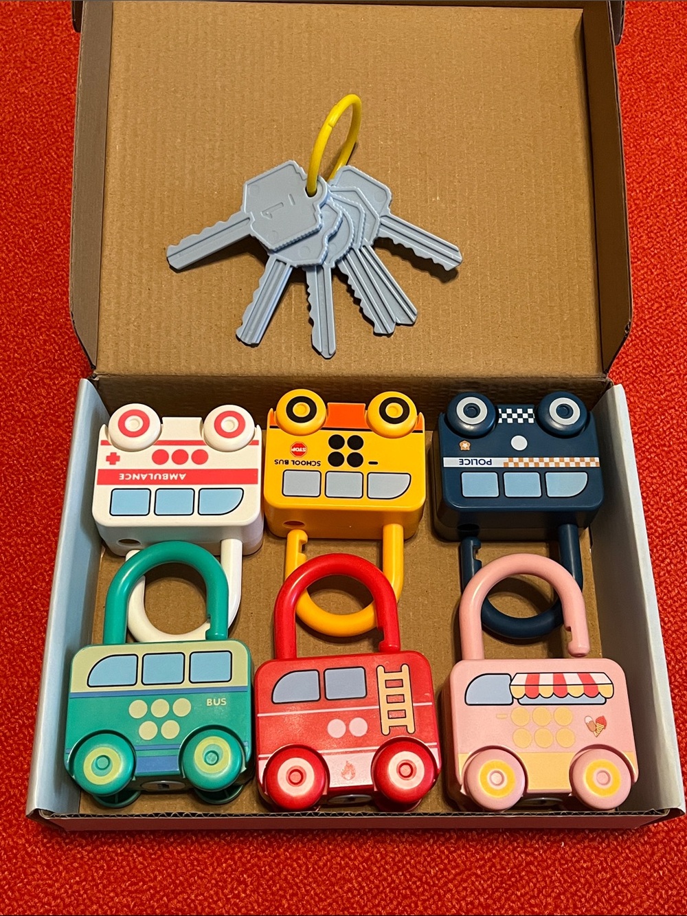Vehicle Key/Lock Toy - Picture 2 of 2